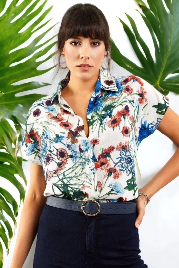 Kadın Çok Renkli Klasik Yaka, Kısa Kol, Çiçek Desenli, Regular Kesim, Standart Boy Gömlek