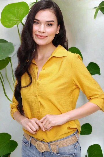 Kadın Hardal Klasik Yaka Uzun Kol Regular Kesim Standart Boy Gömlek(Özel Kumaş)