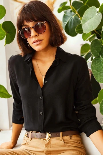 Kadın Siyah Rahat Klasik Yaka Uzun Kol Gömlek