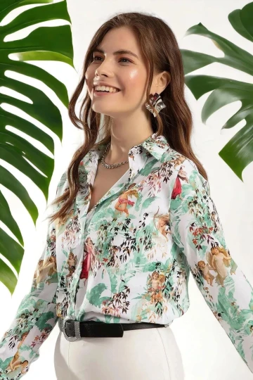 Kadın Yeşil Klasik Yaka, Çiçek Desenli, Uzun Kol, Regular Kesim Standart Boy Gömlek.
