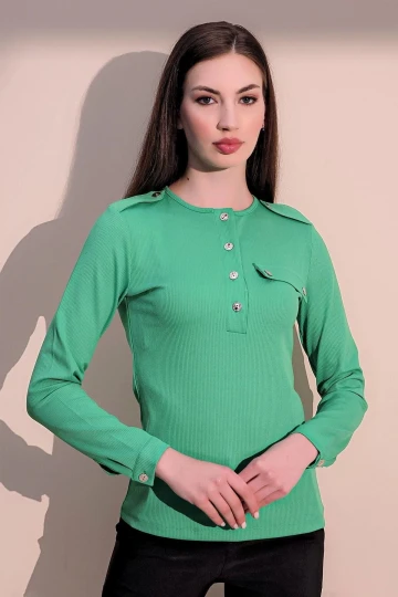 Kadın Yeşil Uzun Kol Kaliteli Apoletli Yarım Patlı Kaşkorse Cepli Düz Kesim Bluz